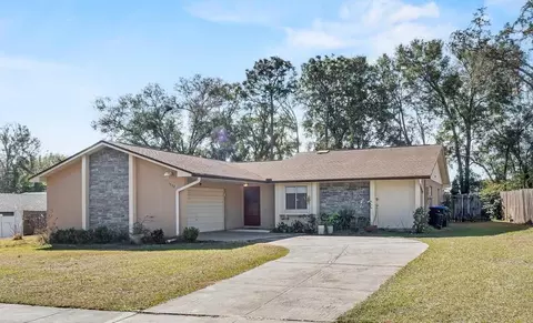 1532 Yvonne St, Apopka, FL 32712