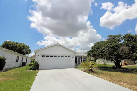 935 Chula Ct, The Villages, FL 32159