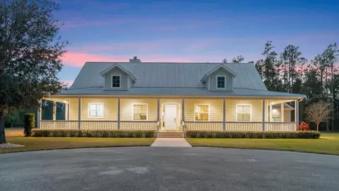 110 Creekside Dr, Bunnell, FL 32110