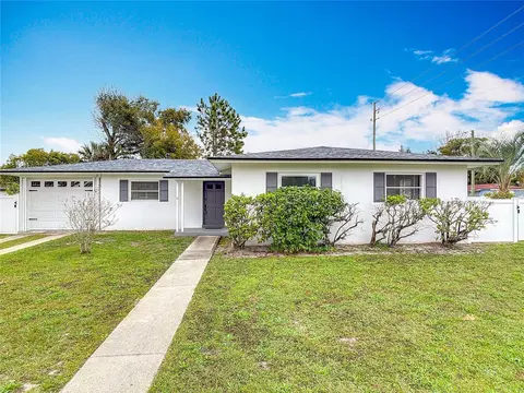 1579 Brady Dr, Deltona, FL 32725