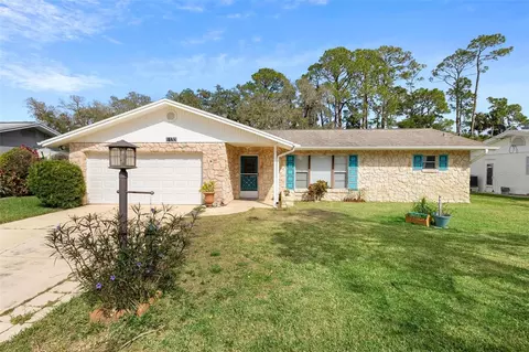 1133 Golfview Dr, Daytona Beach, FL 32114