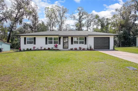 818 W Pennsylvania Ave, Deland, FL 32720