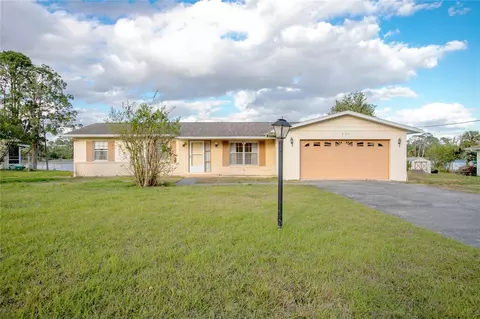 902 Cloverleaf Blvd, Deltona, FL 32725