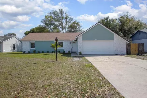 597 Gainsboro St, Deltona, FL 32725