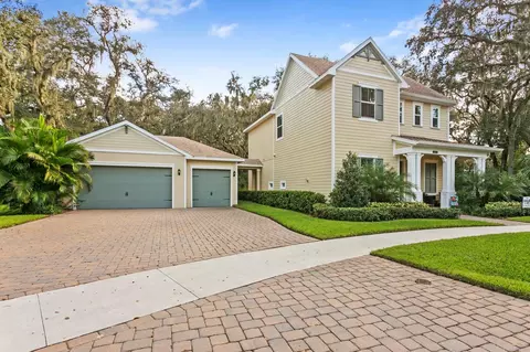 13929 Lake Fishhawk Dr, Lithia, FL 33547