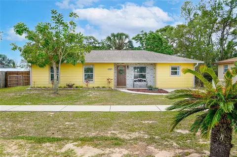 1511 Jack St, Tavares, FL 32778
