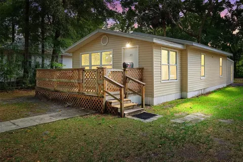 211 S Delaware Ave, Deland, FL 32720