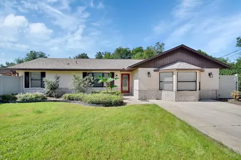 257 Deleon Rd, Debary, FL 32713