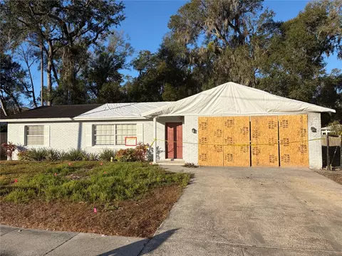 732 Mockingbird Ln, Deland, FL 32720