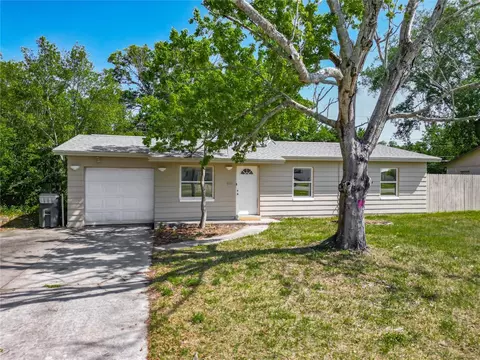 1127 N Singleton Ave, Titusville, FL 32796