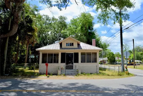 580 Ronnoc Ln, New Smyrna Beach, FL 32168