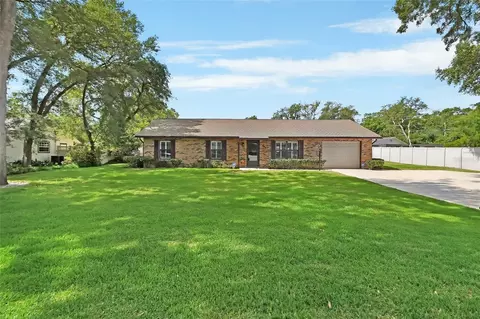 672 Swarthmore Dr, Deland, FL 32724