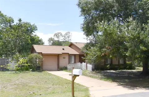 132 Wax Myrtle Ct, Sanford, FL 32773