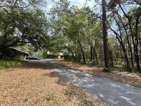 2068 Pennsylvania Dr, Deland, FL 32724