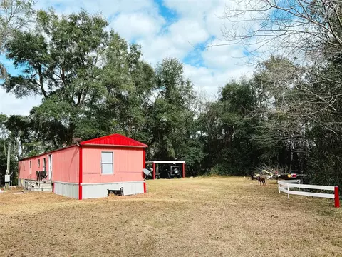 16075 NW 37th Ter, Reddick, FL 32686