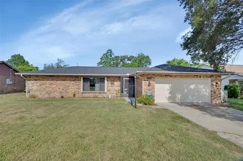 1904 Viking Ave, Deltona, FL 32725