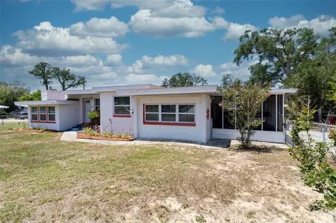 601 Berkshire Rd, Daytona Beach, FL 32114