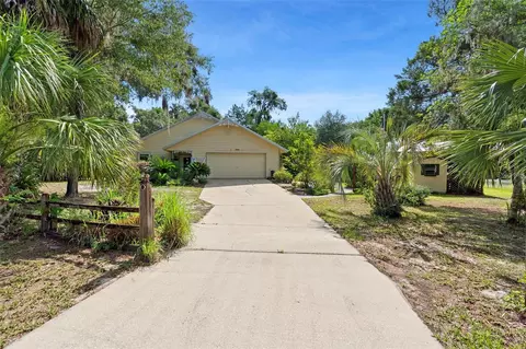 5635 Burts Park Rd, De Leon Springs, FL 32130