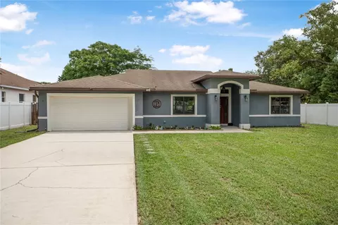 37 Naranja Rd, Debary, FL 32713
