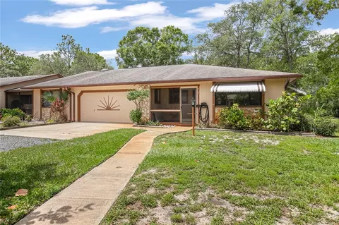 71 Crooked Pine Rd, Port Orange, FL 32128