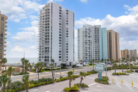 3043 S Atlantic Ave #204, Daytona Beach, FL 32118