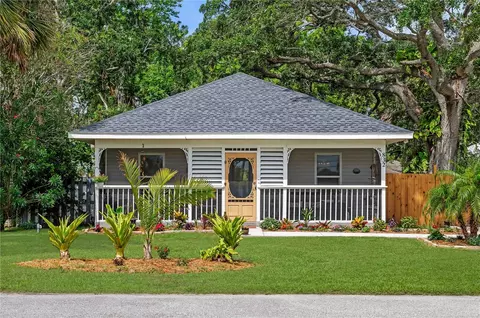 832 Donnelly Pl, Daytona Beach, FL 32114
