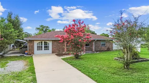 1702 Palmetto Ave, Deland, FL 32724