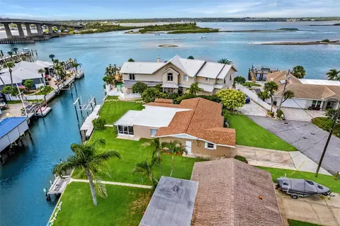 10 Venetian Cir, Port Orange, FL 32127