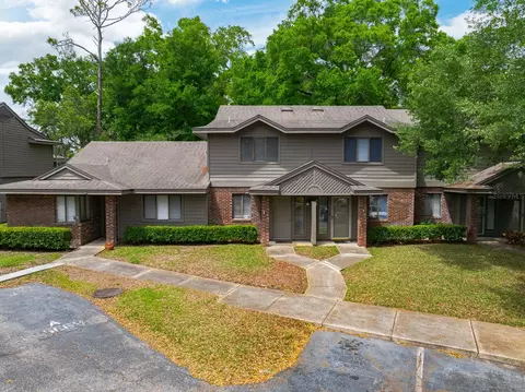 1909 University Blvd S #302, Jacksonville, FL 32216