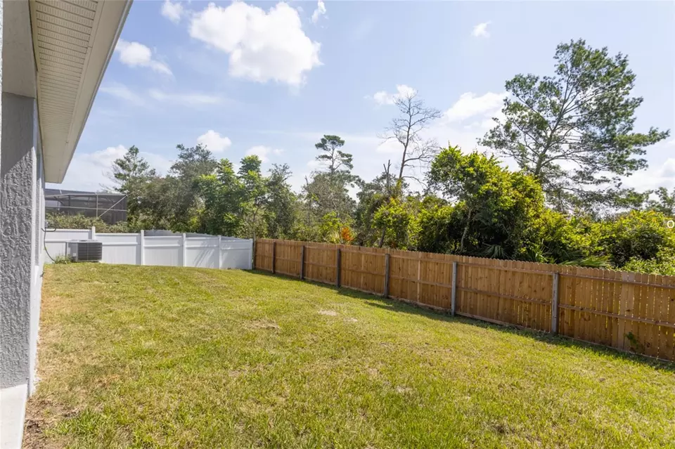 Exterior - 3339 Croton Ave, Deltona, FL 32738 photo 5 of 9