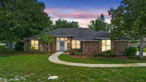 317 Alexandra Woods Dr, Debary, FL 32713