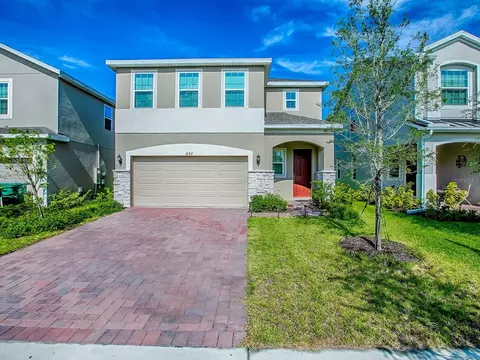 1262 Woodline Dr, Deland, FL 32720