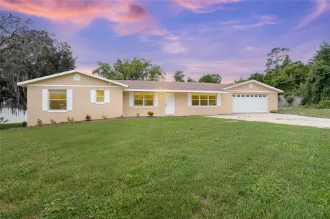 1349 Pacific Ct, Deltona, FL 32725
