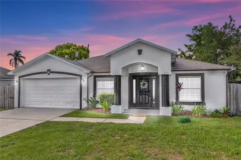 1384 Freeport Dr, Deltona, FL 32725