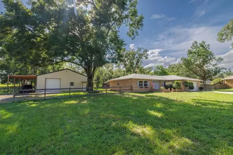 3330 Morning Dove Dr, Deland, FL 32720