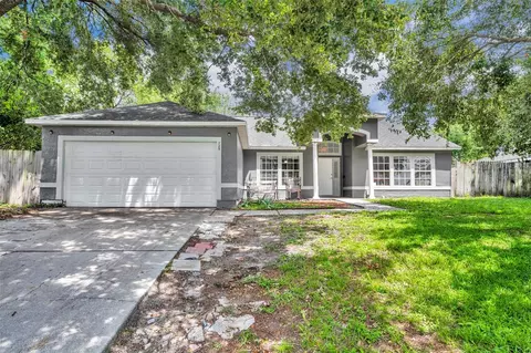 725 W 9th St, Deltona, FL 32725