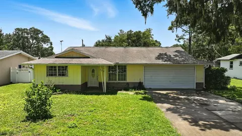 322 Dixie Dr, Holly Hill, FL 32117