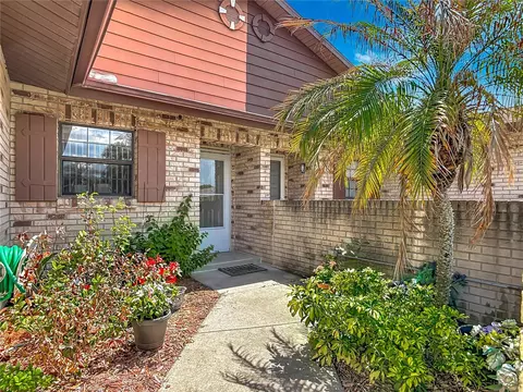 301 Paradise Ln, Edgewater, FL 32132