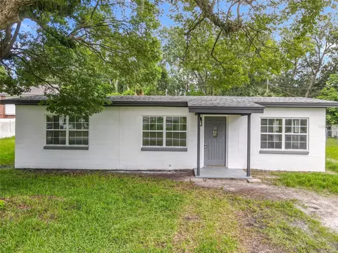 405 Willow Ave, Sanford, FL 32771
