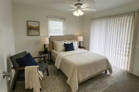 Bedroom - 722 65th Ave E, Bradenton, FL 34203 photo 3 of 6