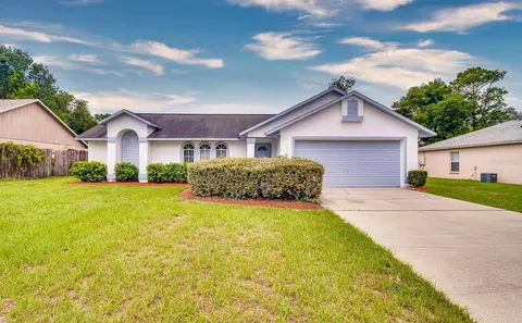 1290 Navarre Dr, Deltona, FL 32738