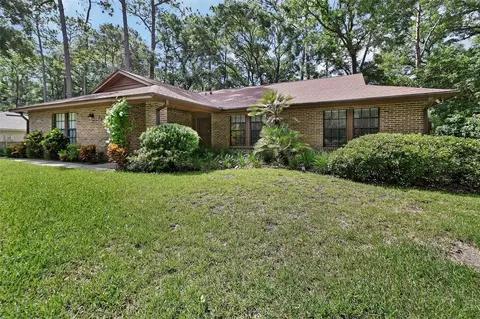 860 Torchwood Dr, Deland, FL 32724