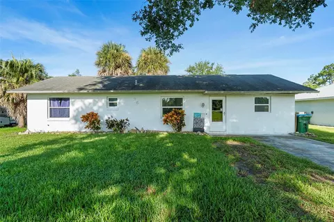125 S Gaines St, Oak Hill, FL 32759