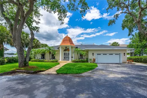920 John Anderson Dr, Ormond Beach, FL 32176
