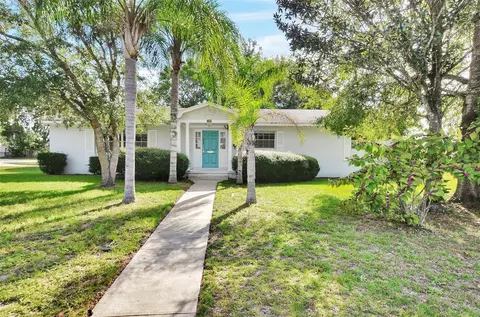 818 Eastover Cir, Deland, FL 32724