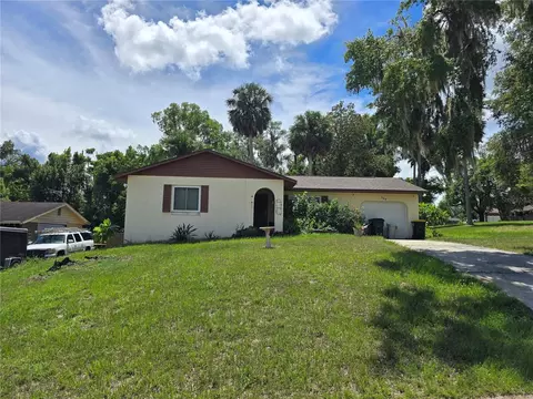 364 Dixson St, Orange City, FL 32763