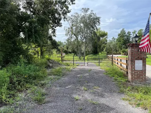 2500 Leonard Dr, Deltona, FL 32725