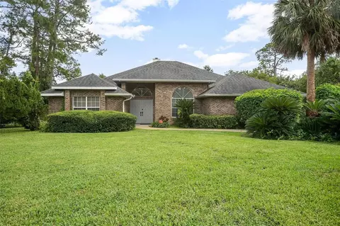 127 Muirfield Dr, Daytona Beach, FL 32114