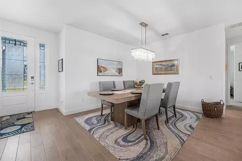 Dining - 2128 Raglan Cir, Ormond Beach, FL 32174 photo 1 of 4