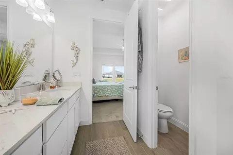 Bath - 2128 Raglan Cir, Ormond Beach, FL 32174 photo 1 of 4